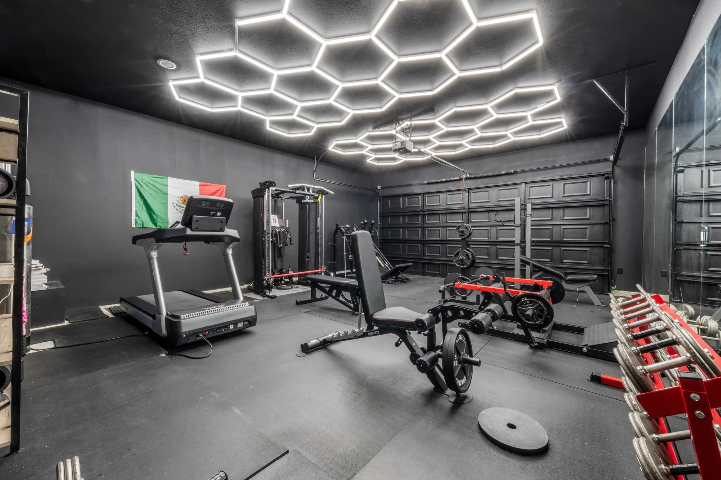 Home gym with LED lighting